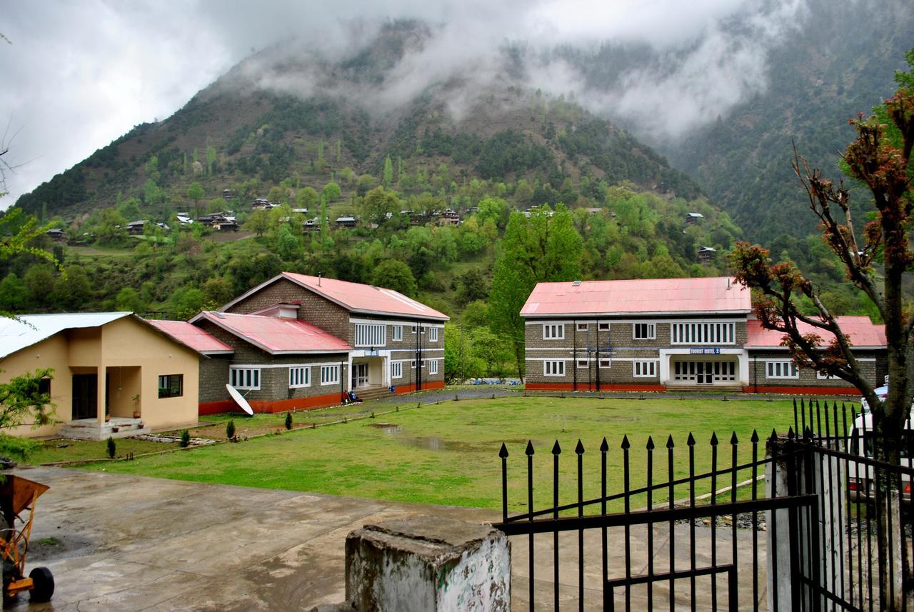 Keran Resort Exterior photo